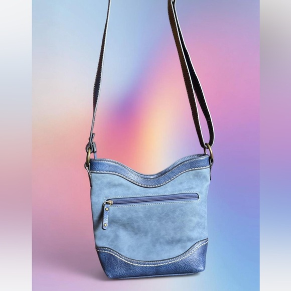 SOLD B.O.C. Born Crossbody Bag - Picture 4 of 6